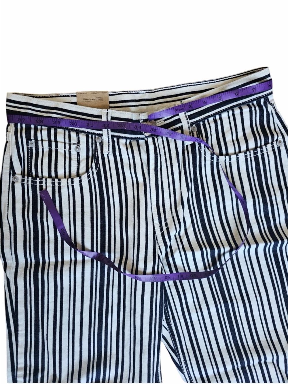 Levi's Women's Low Pro Striped Straight Leg Jeans NWT - Picture 6 of 7